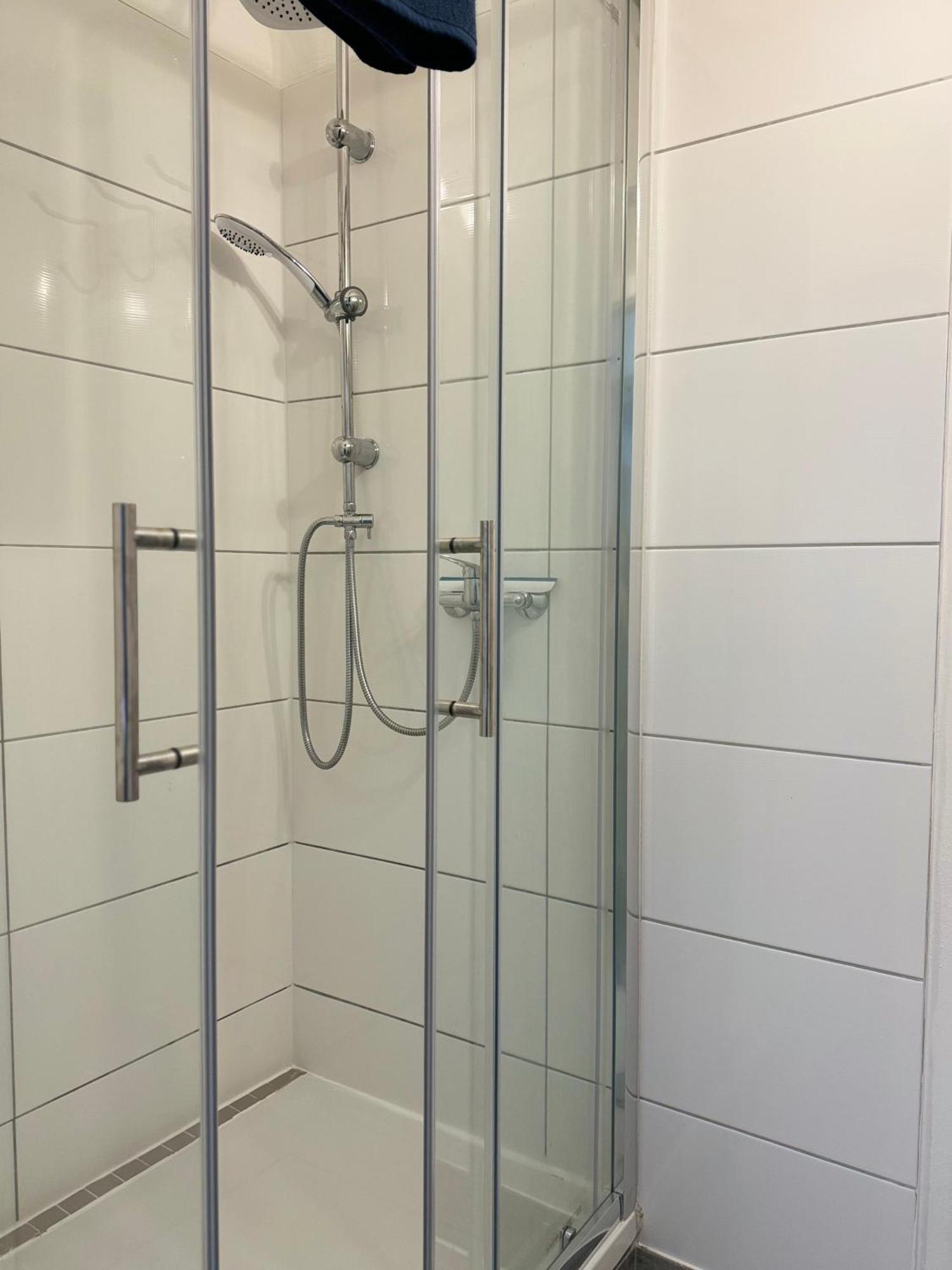Handwerkerwohnung "Daniel" Inklusive Stellplatz Krollwitz Dış mekan fotoğraf